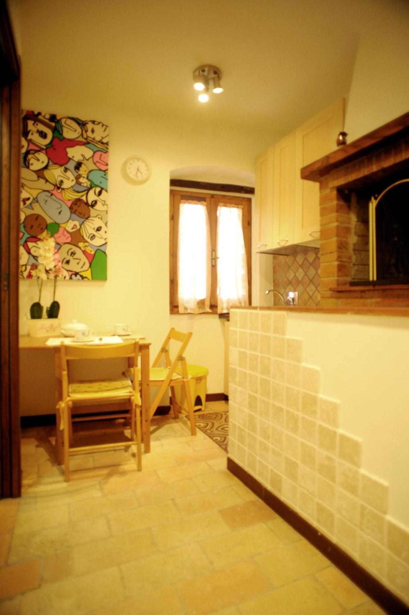 Appartamento Tulipano Rosa Spoleto Zimmer foto